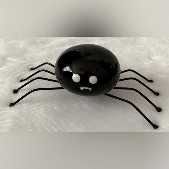 Halloween Spider Candy Dish and decor - Picture 5 of 9